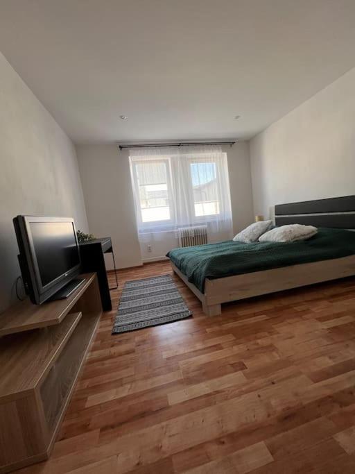 Apartman Centrum Sturka Martin Exterior foto